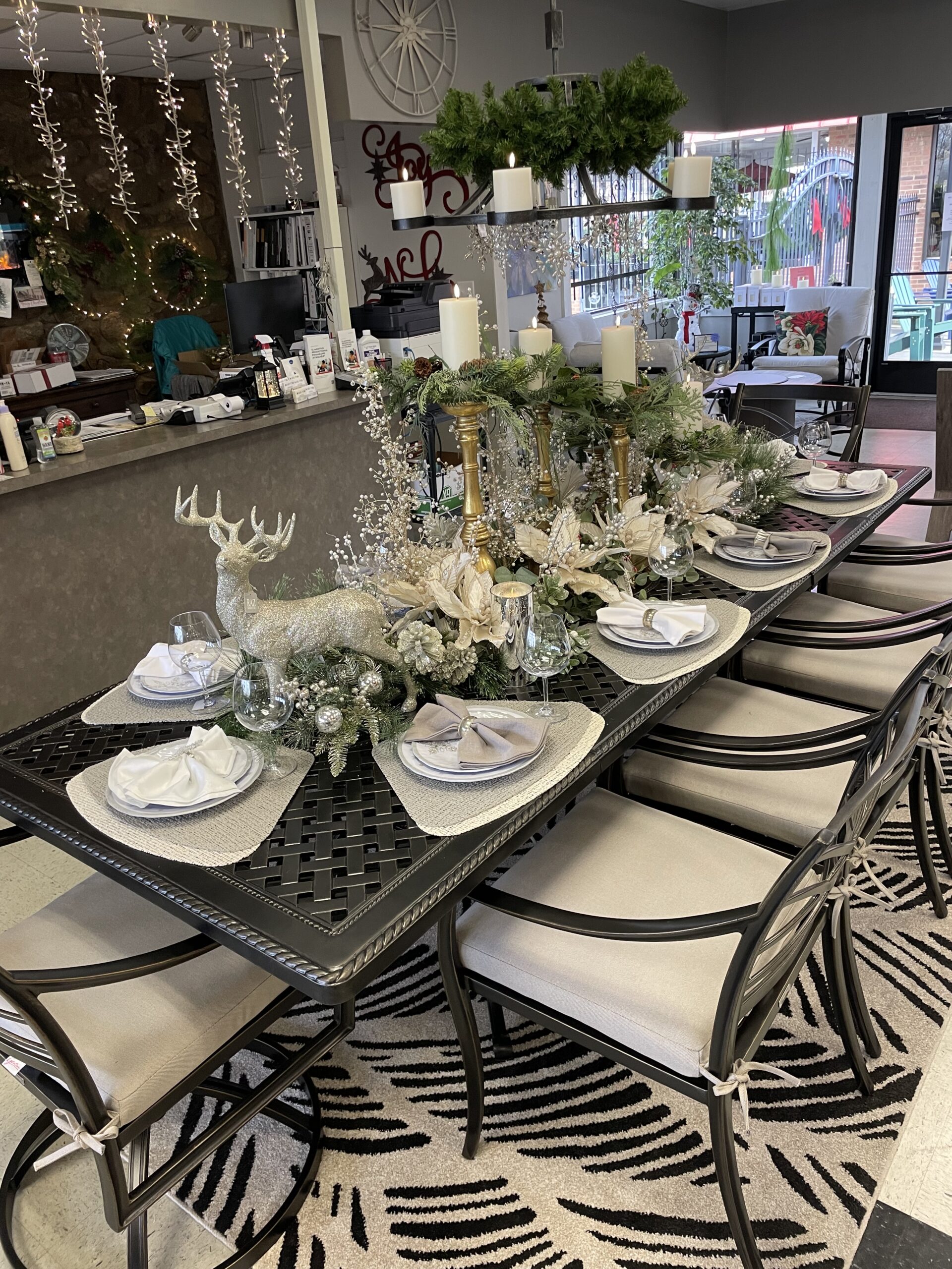 The Hearth & Patio Store Charlotte, NC Gas Logs & Outdoor Furniture